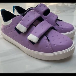 Native purple velcro strap shoes Kids J3